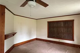 102 Summerset Dr, Marietta, OH 45750 - Photo 2