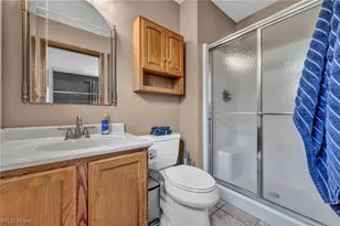 325 Longfellow St, Elyria, OH 44035 - Photo 26