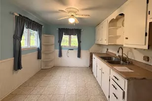103 Smith St, Weirton, WV 26062 - Photo 2