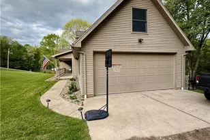 203 Doll St, Weirton, WV 26062 - Photo 6
