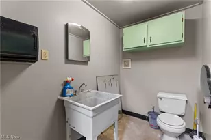 900 Main St, Wellsburg, WV 26070 - Photo 40
