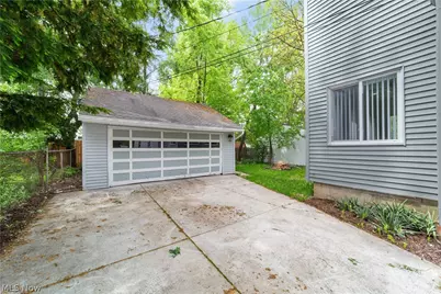 5688 Shawnee Drive, Lyndhurst, OH 44124 - Photo 28