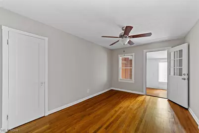 5688 Shawnee Drive, Lyndhurst, OH 44124 - Photo 18