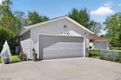 286 E 310th Street, Willowick, OH 44095 - Photo 50