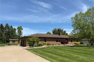 2615 Canaan Dr, Uniontown, OH 44685 - Photo 1