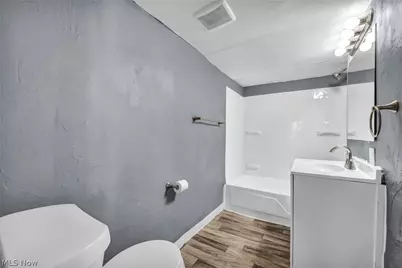 1004 East Avenue, Elyria, OH 44035 - Photo 20