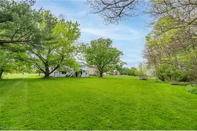 1478 Plateau Street NE, Uniontown, OH 44685 - Photo 4