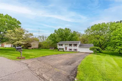 1478 Plateau Street NE, Uniontown, OH 44685 - Photo 8