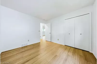 5770 Bradley Road, North Olmsted, OH 44070 - Photo 18