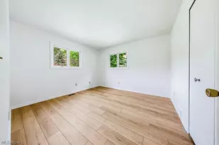 5770 Bradley Rd, North Olmsted, OH 44070 - Photo 14