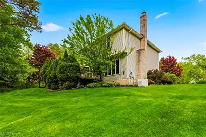 10830 Lakebrook Drive, Kirtland, OH 44094 - Photo 6