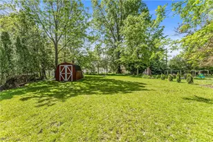 5448 Summit Rd, Lyndhurst, OH 44124 - Photo 26