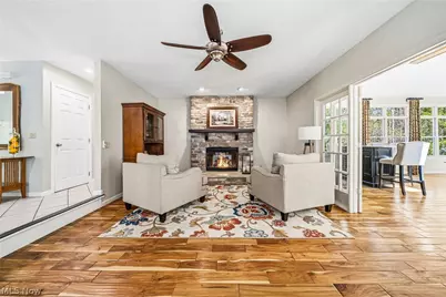 11790 Arbor Glen Drive, Chardon, OH 44024 - Photo 4