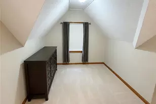 5036 Claremont Blvd, Garfield Heights, OH 44125 - Photo 6