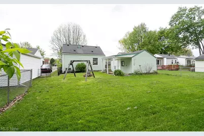 4020 Stratmore Avenue, Youngstown, OH 44511 - Photo 18