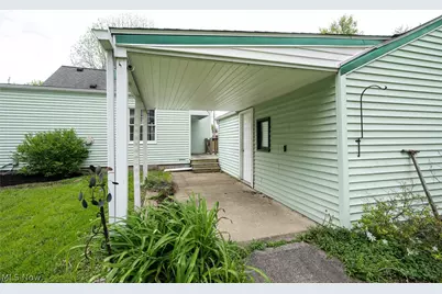 4020 Stratmore Avenue, Youngstown, OH 44511 - Photo 16