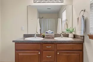 198 Gatwick Grove Cir, Wadsworth, OH 44281 - Photo 26