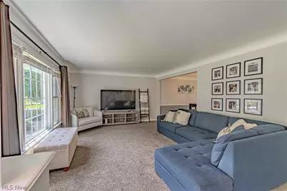 4933 Fairlawn Road, Lyndhurst, OH 44124 - Photo 6