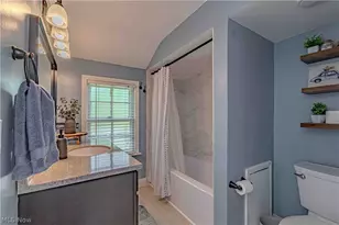 4933 Fairlawn Rd, Lyndhurst, OH 44124 - Photo 20
