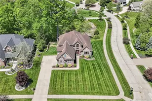 9000 Crooked Creek Ln, Grandview Heights, OH 44147 - Photo 40