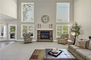 9000 Crooked Creek Ln, Grandview Heights, OH 44147 - Photo 12