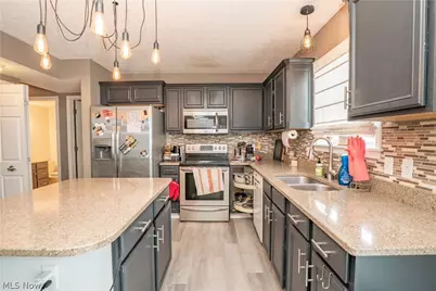 5333 Fawn Circle, Kent, OH 44240 - Photo 8