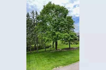 1250 S Sawburg Avenue, Alliance, OH 44601 - Photo 8