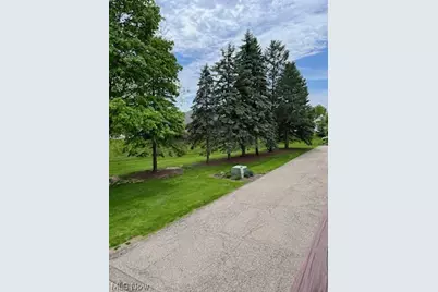 1250 S Sawburg Avenue, Alliance, OH 44601 - Photo 6