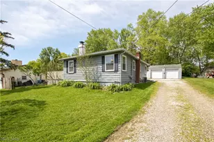 4134 Beckley Rd, Stow, OH 44224 - Photo 1