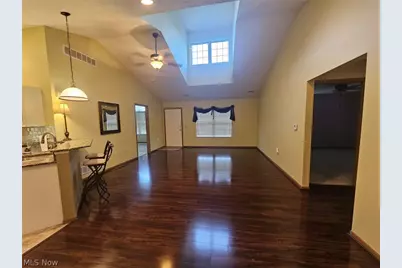 1210 Pebble Chase Circle NE, Massillon, OH 44646 - Photo 2