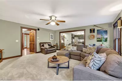 607 Highwood Drive, Cuyahoga Falls, OH 44223 - Photo 4