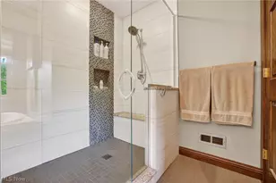 607 Highwood Dr, Cuyahoga Falls, OH 44223 - Photo 24