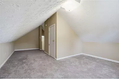 350 E 210th Street, Euclid, OH 44123 - Photo 24