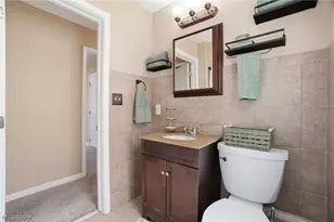 350 E 210th St, Euclid, OH 44123 - Photo 20
