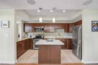 7407 Battery Park Boulevard #H7407, Loveland, OH 44102 - Photo 12