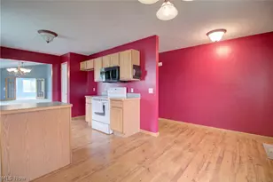 3900 Edinburgh Dr, Medina, OH 44256 - Photo 4