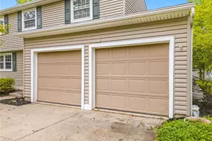 4501 Chatwood Dr, Stow, OH 44224 - Photo 4