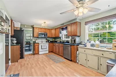4501 Chatwood Drive, Stow, OH 44224 - Photo 12