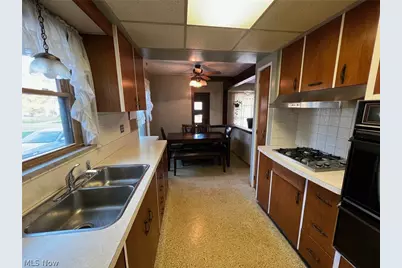 6402 Dora Boulevard, Independence, OH 44131 - Photo 4