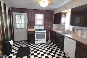 146 N 21st St, Weirton, WV 26062 - Photo 4