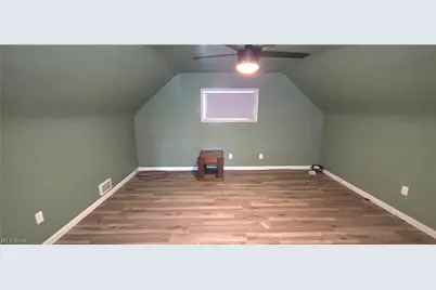 146 N 21st Street, Weirton, WV 26062 - Photo 12
