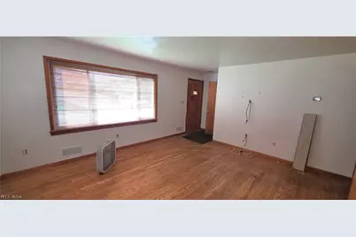 146 N 21st Street, Weirton, WV 26062 - Photo 2