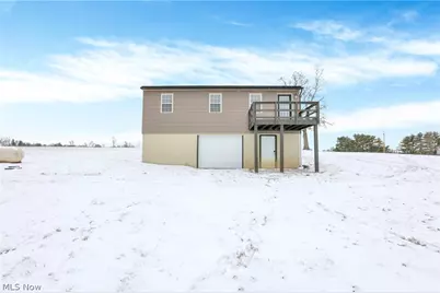 18010 Winterset Lane, Lore City, OH 43755 - Photo 4
