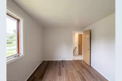 14122 Donald Drive, Brook Park, OH 44142 - Photo 10