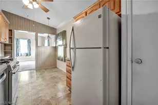 160 Boston Ave, Elyria, OH 44035 - Photo 12