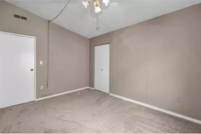 160 Boston Avenue, Elyria, OH 44035 - Photo 18