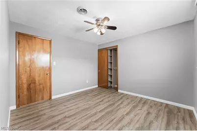 5544 Fairwood Avenue NW, North Canton, OH 44720 - Photo 10