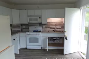 1215 E Farwell St, Sandusky, OH 44870 - Photo 2