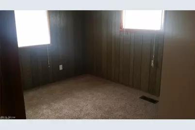 6574 Burton Drive, Brook Park, OH 44142 - Photo 8