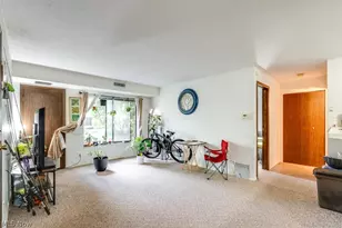 729 W Main St, Kent, OH 44240 - Photo 4